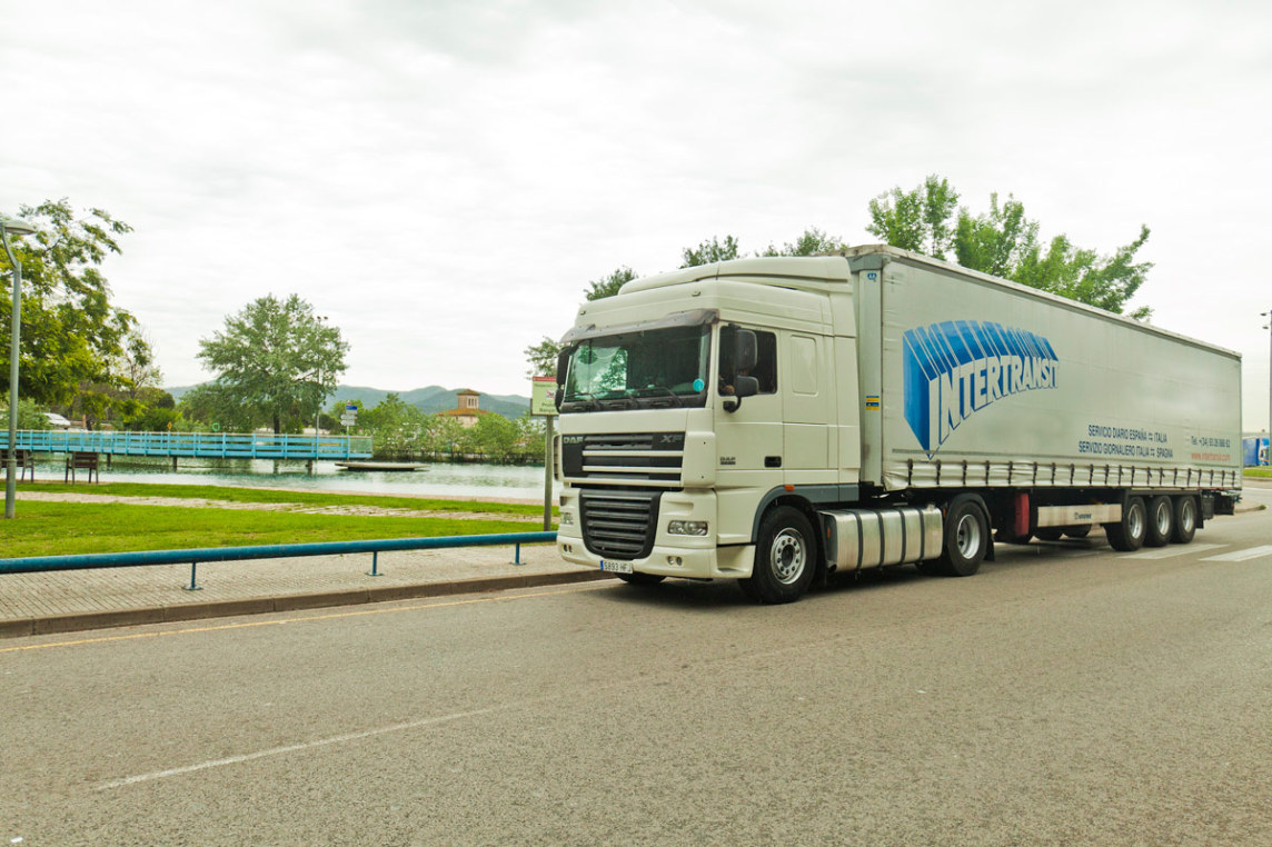 Camion-nuova-peq-5307-borrado-nuova